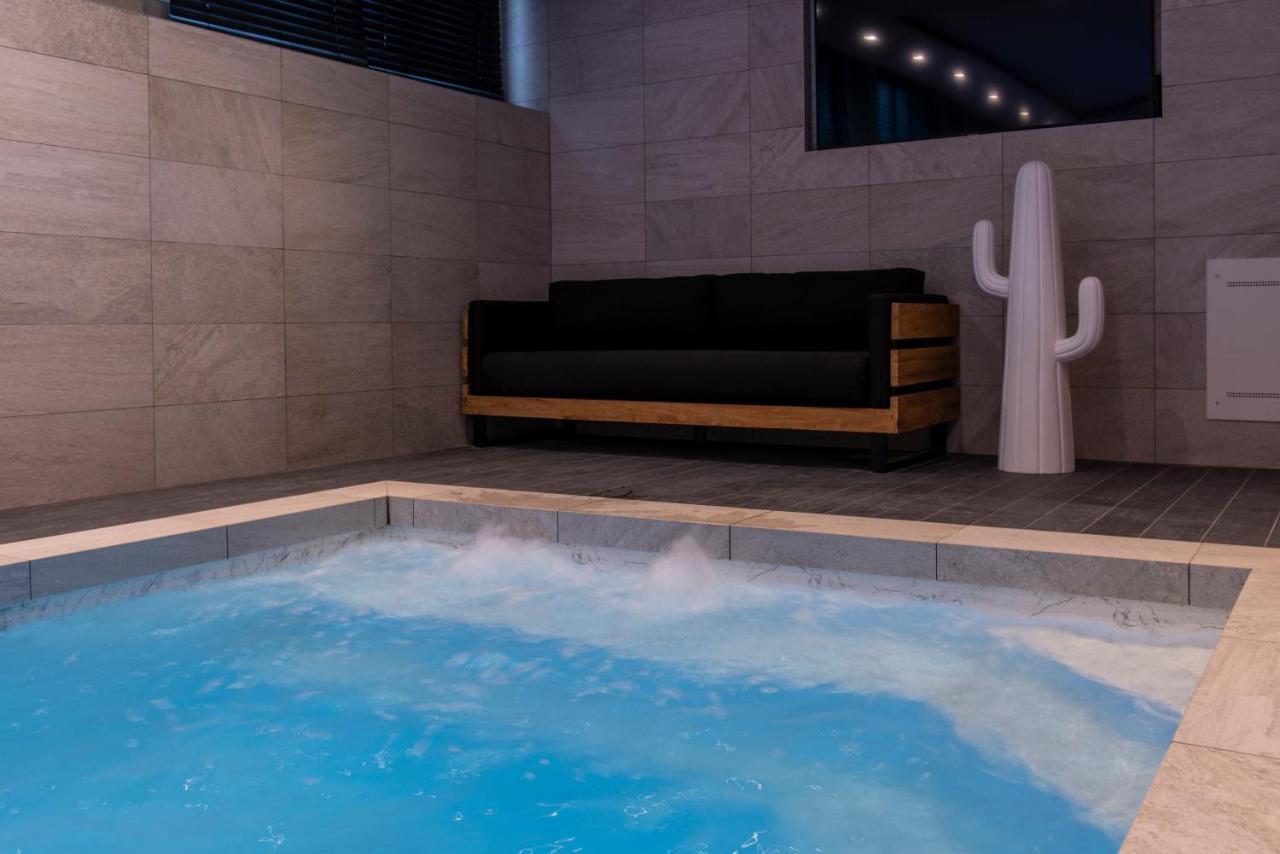 Appartamento Vivilo With Private Pool-foresteria Milano